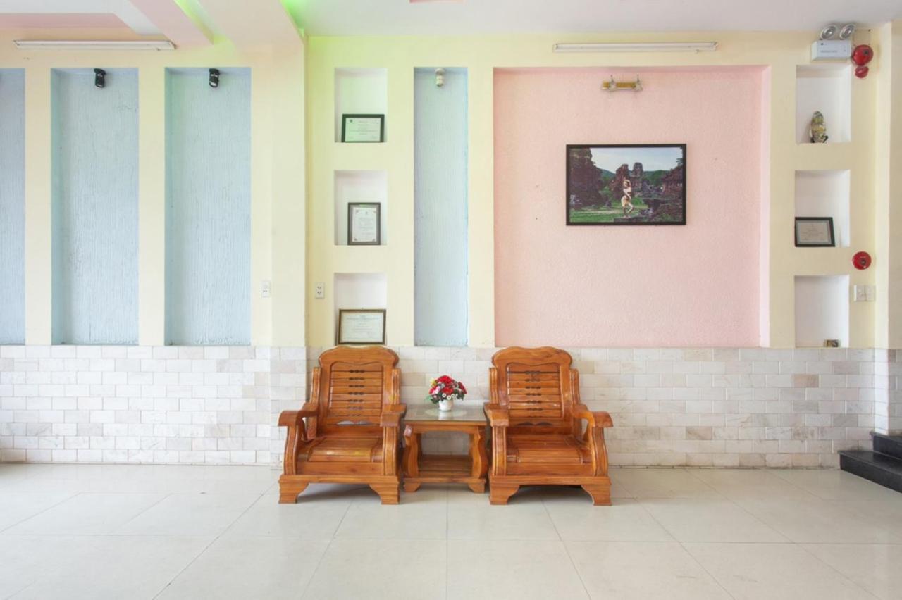 Phuong Hong Hotel Danang Exterior photo